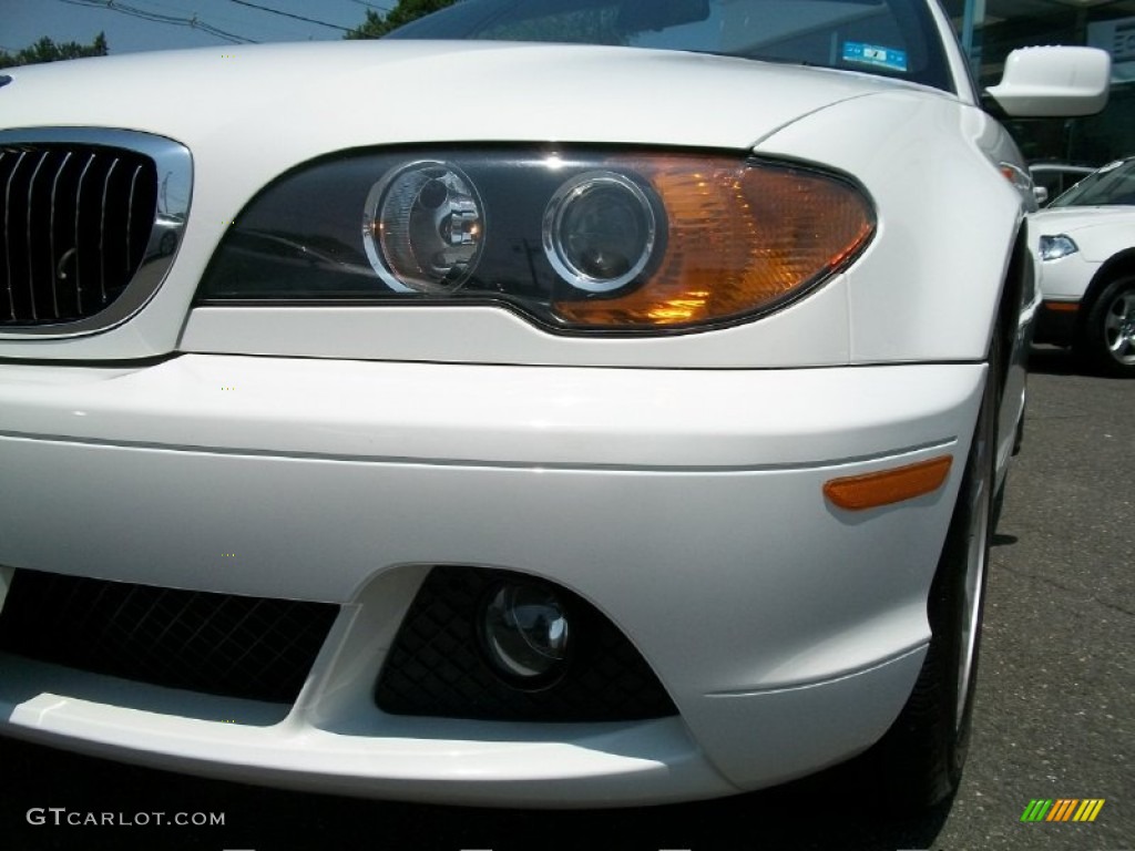 2004 3 Series 325i Convertible - Alpine White / Sand photo #28