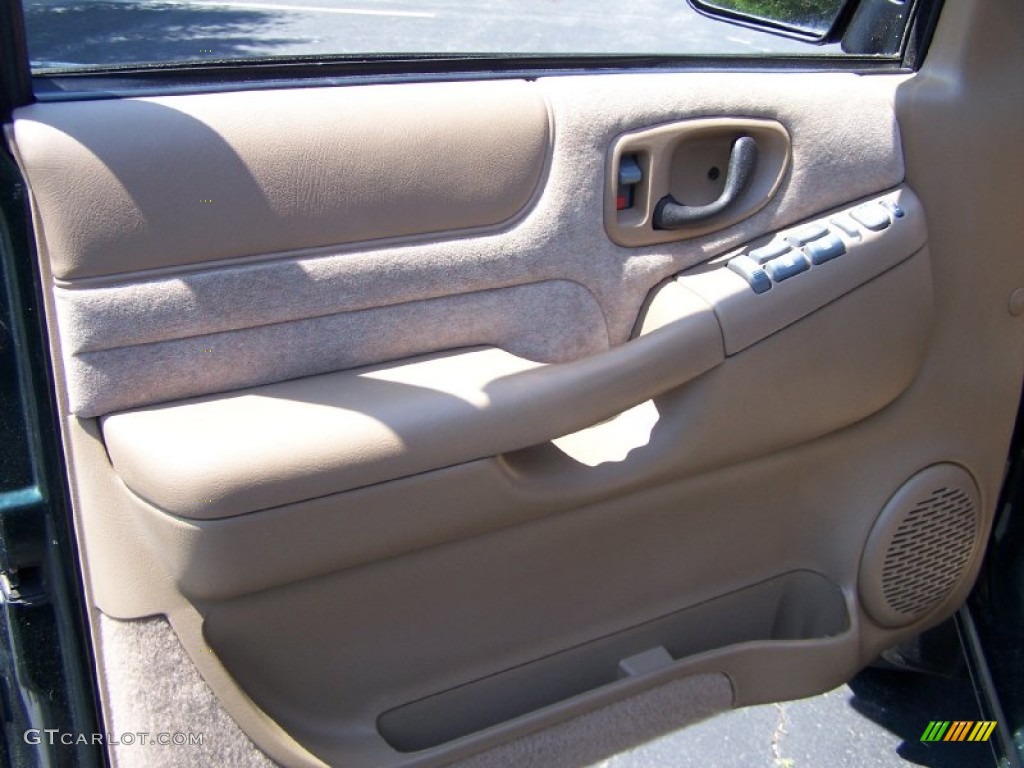 2001 Blazer LS 4x4 - Forest Green Metallic / Beige photo #8