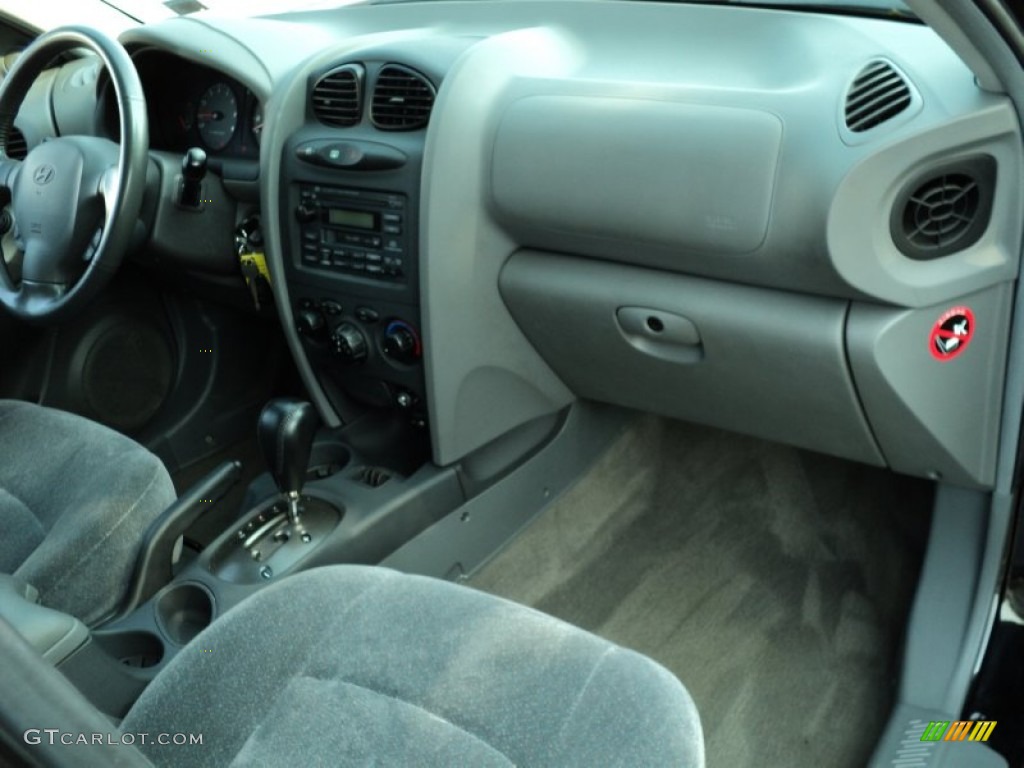 2001 Santa Fe GLS V6 - Obsidian Black / Gray photo #30