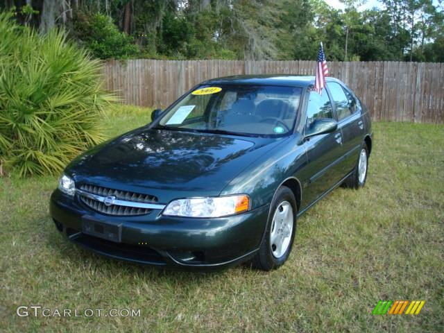 Green Emerald Metallic Nissan Altima