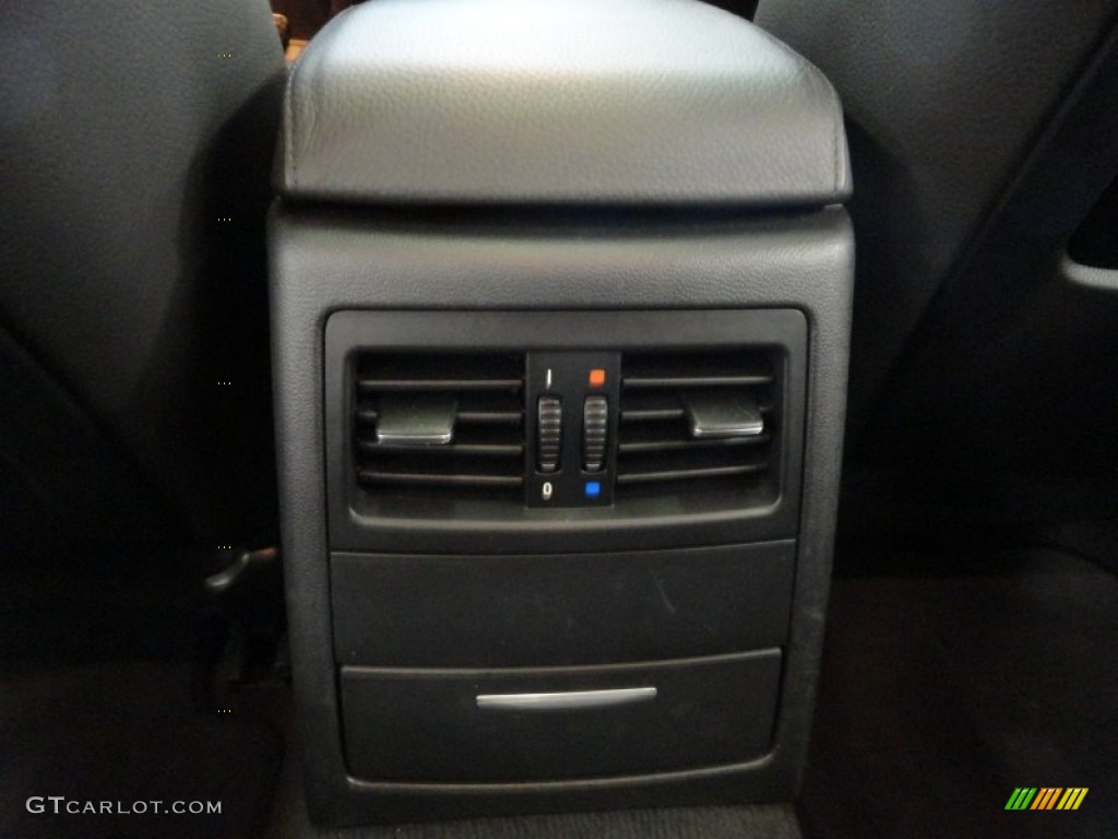 2006 3 Series 330xi Sedan - Titanium Silver Metallic / Black photo #21