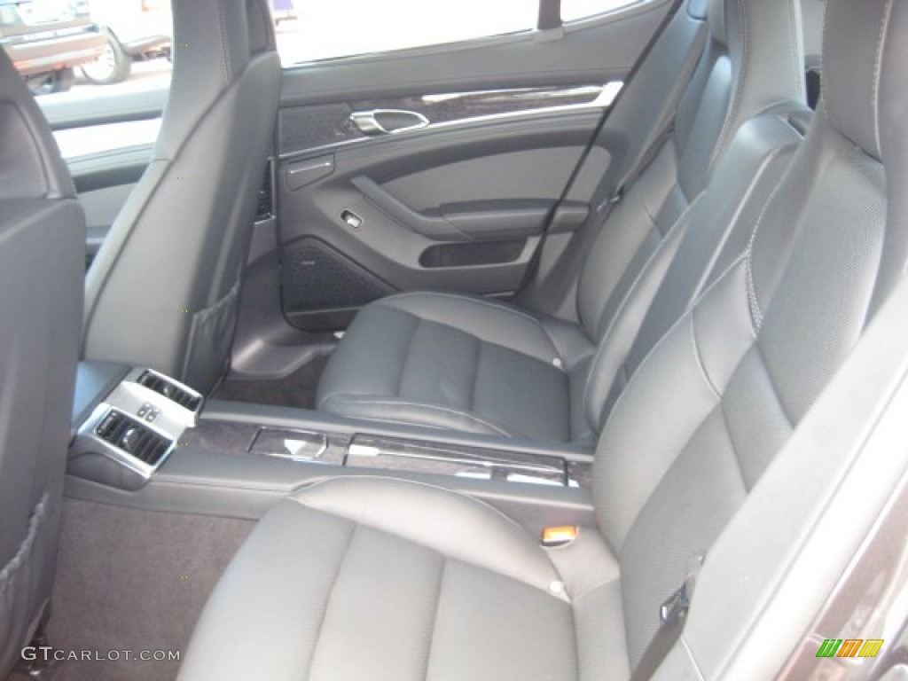 Black Interior 2011 Porsche Panamera 4S Photo #49992937