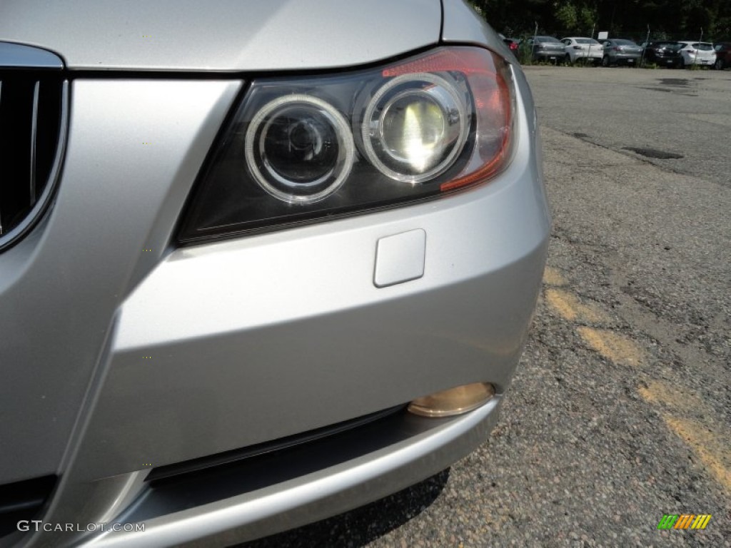 2006 3 Series 330xi Sedan - Titanium Silver Metallic / Black photo #44