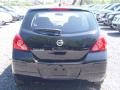 Super Black - Versa 1.8 S Hatchback Photo No. 3