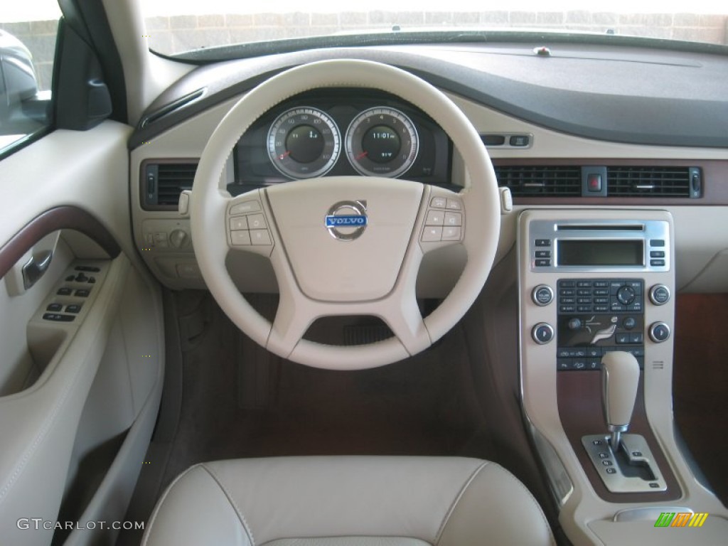 2011 Volvo XC70 3.2 AWD Sandstone Beige Dashboard Photo #49994104