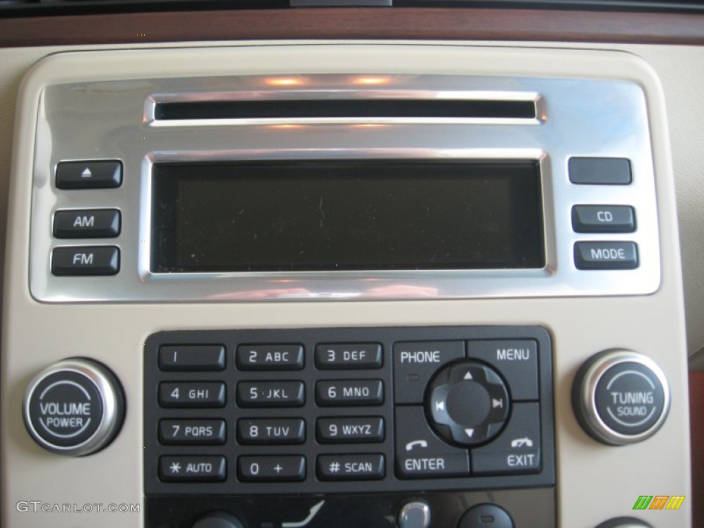 2011 Volvo XC70 3.2 AWD Controls Photo #49994119