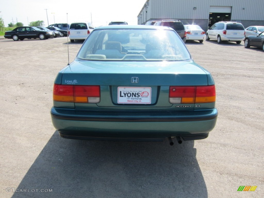 1993 Accord EX Sedan - Arcadia Green Pearl / Beige photo #9
