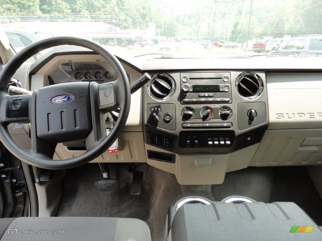2010 Ford F250 Super Duty XLT Crew Cab 4x4 Dashboard Photos
