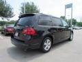 2009 Nocturne Black Metallic Volkswagen Routan SE  photo #5