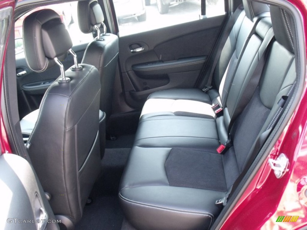 Black Interior 2011 Chrysler 200 S Photo #49996351