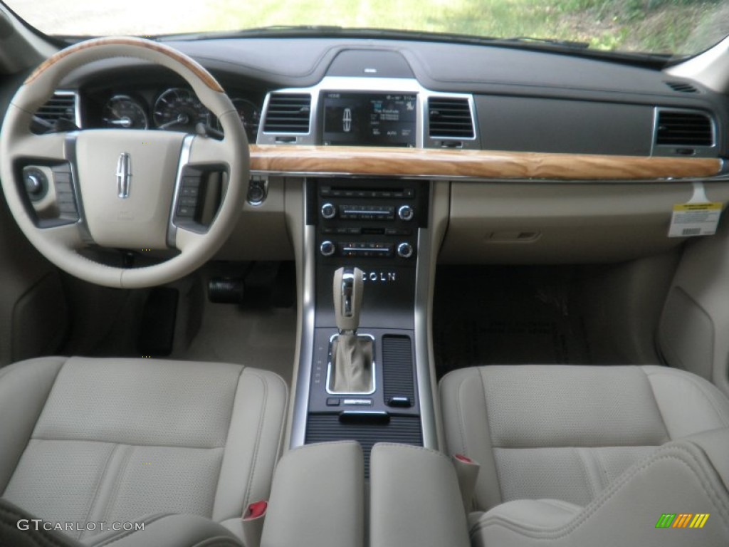 2011 Lincoln MKS EcoBoost AWD Cashmere Dashboard Photo #49996504