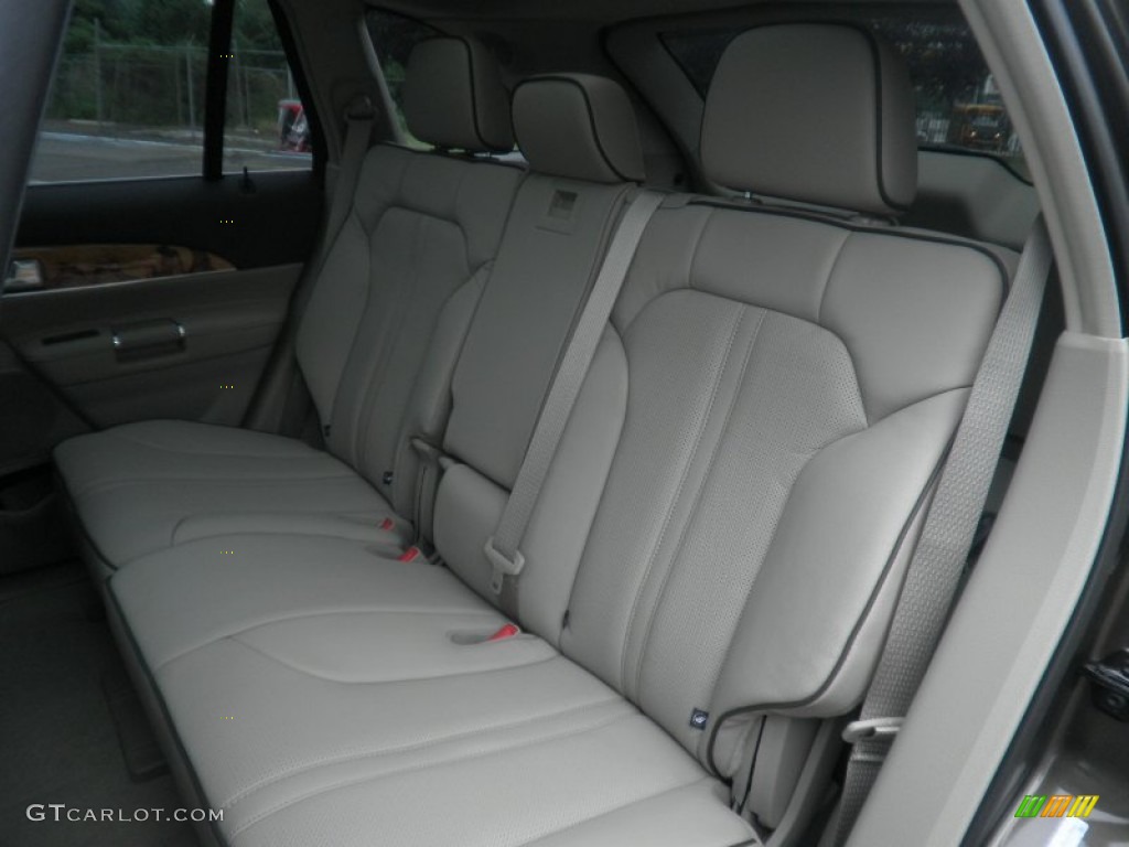 Medium Light Stone Interior 2011 Lincoln MKX AWD Photo #49996993