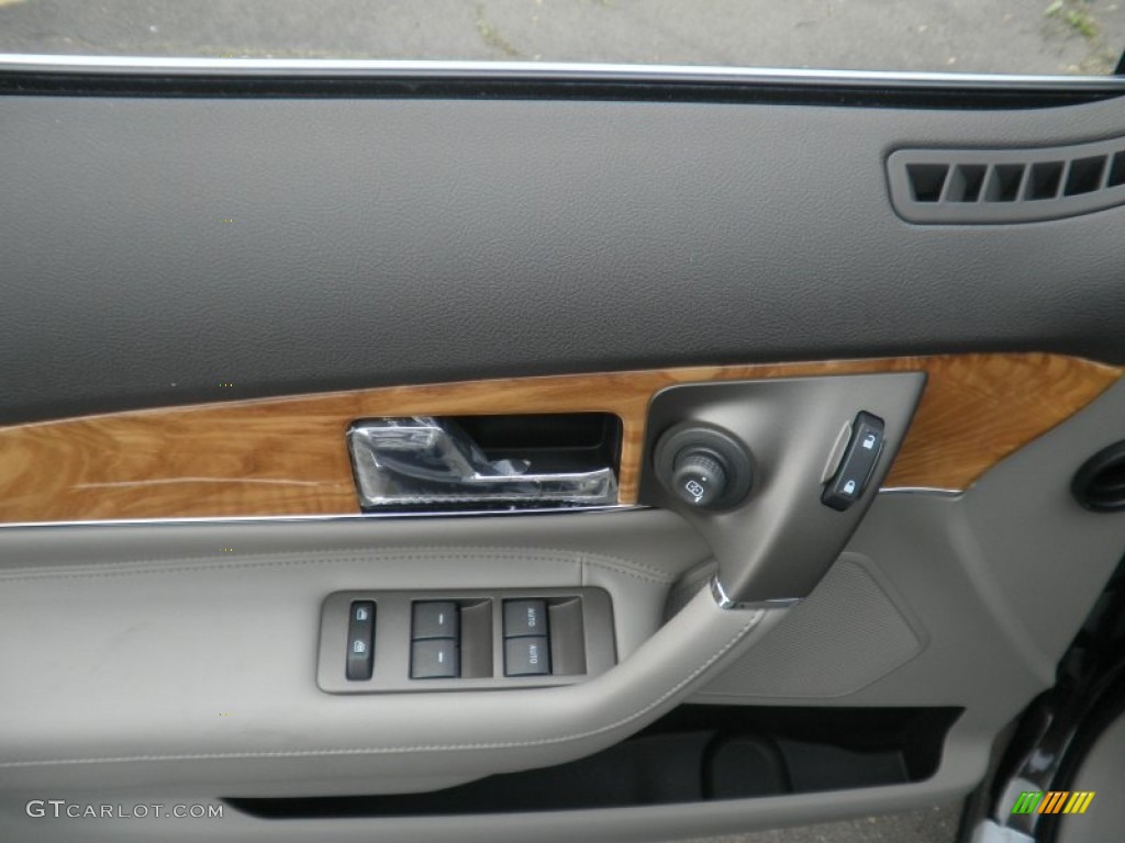 2011 Lincoln MKX AWD Medium Light Stone Door Panel Photo #49997032