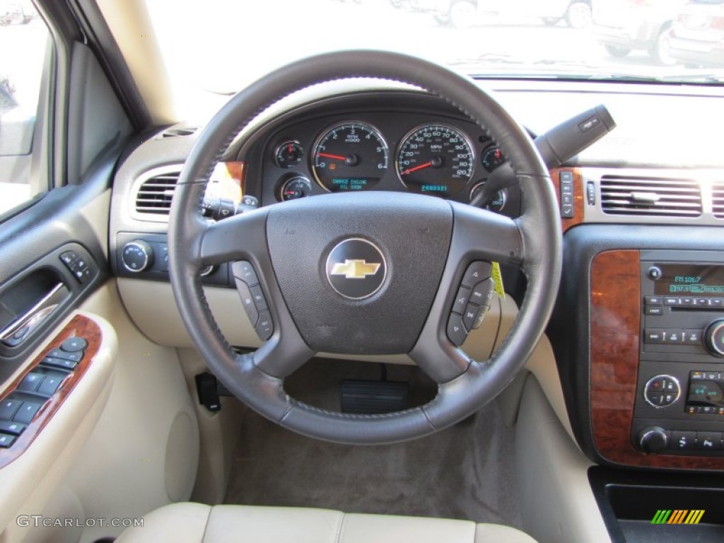 2008 Chevrolet Tahoe LT 4x4 Light Cashmere/Ebony Steering Wheel Photo #49998490