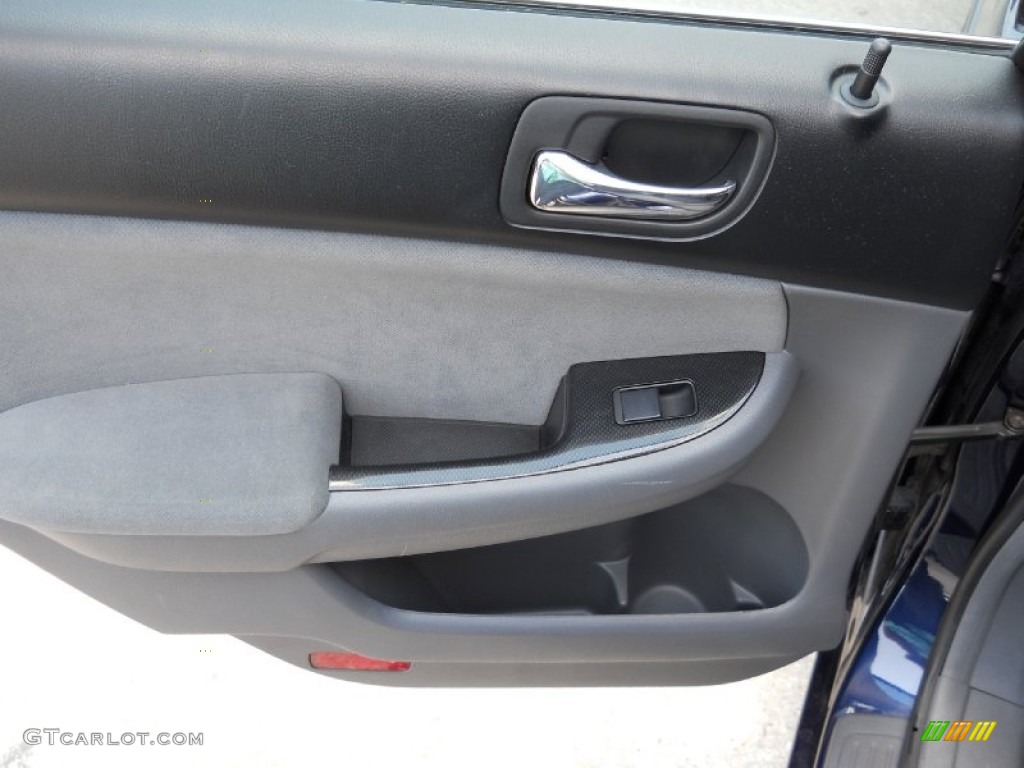 2006 Accord SE Sedan - Royal Blue Pearl / Gray photo #10