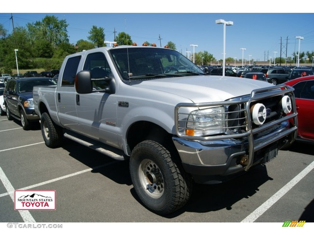 Silver Metallic Ford F250 Super Duty