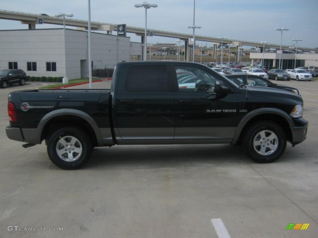 2011 Ram 1500 SLT Outdoorsman Crew Cab 4x4 - Hunter Green Pearl / Dark Slate Gray/Medium Graystone photo #6