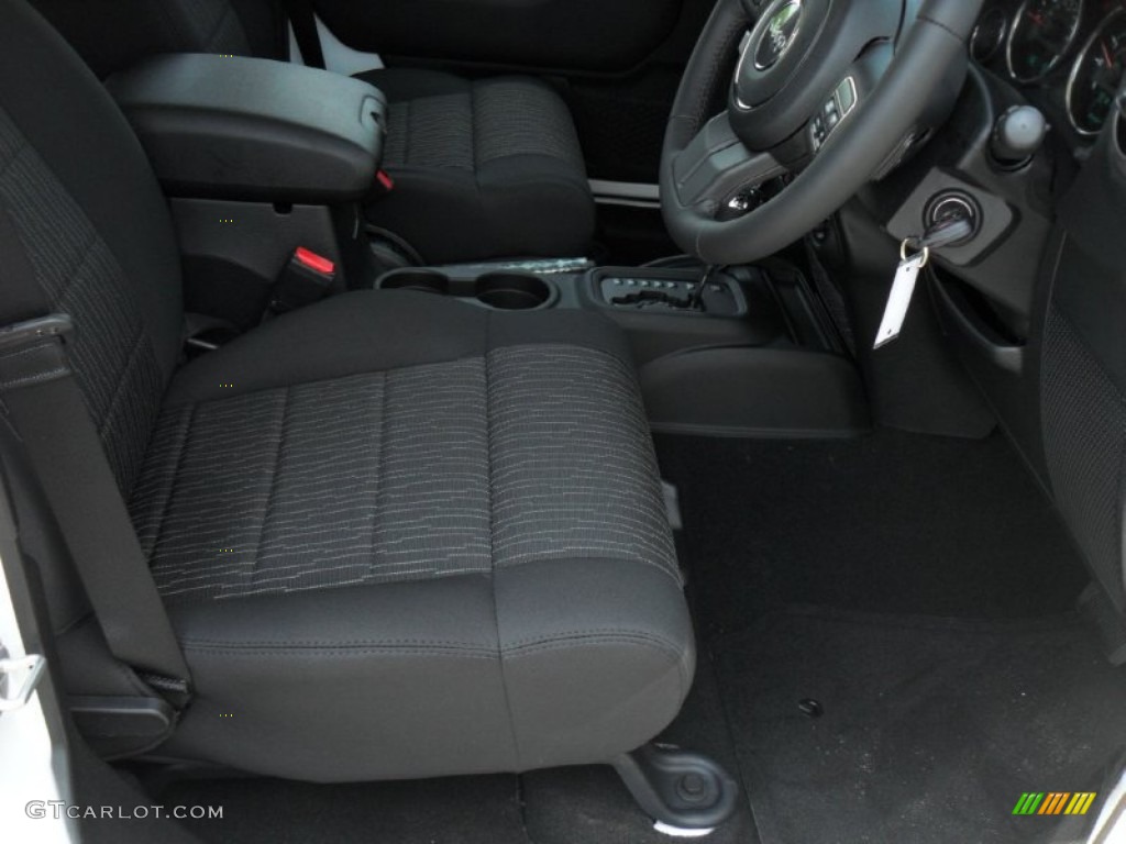 Black Interior 2011 Jeep Wrangler Unlimited Sport 4x4 Right Hand Drive Photo #50002486