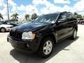 2007 Black Jeep Grand Cherokee Laredo  photo #13