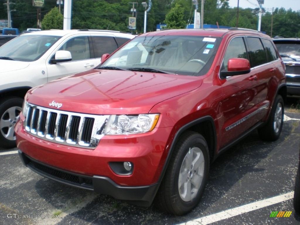 2011 Grand Cherokee Laredo X Package 4x4 - Inferno Red Crystal Pearl / Dark Graystone/Medium Graystone photo #1