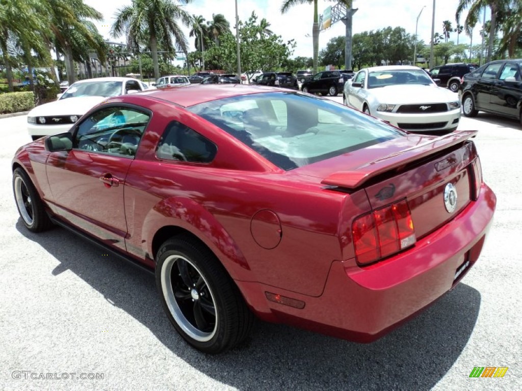 2005 Mustang V6 Premium Coupe - Redfire Metallic / Light Graphite photo #8