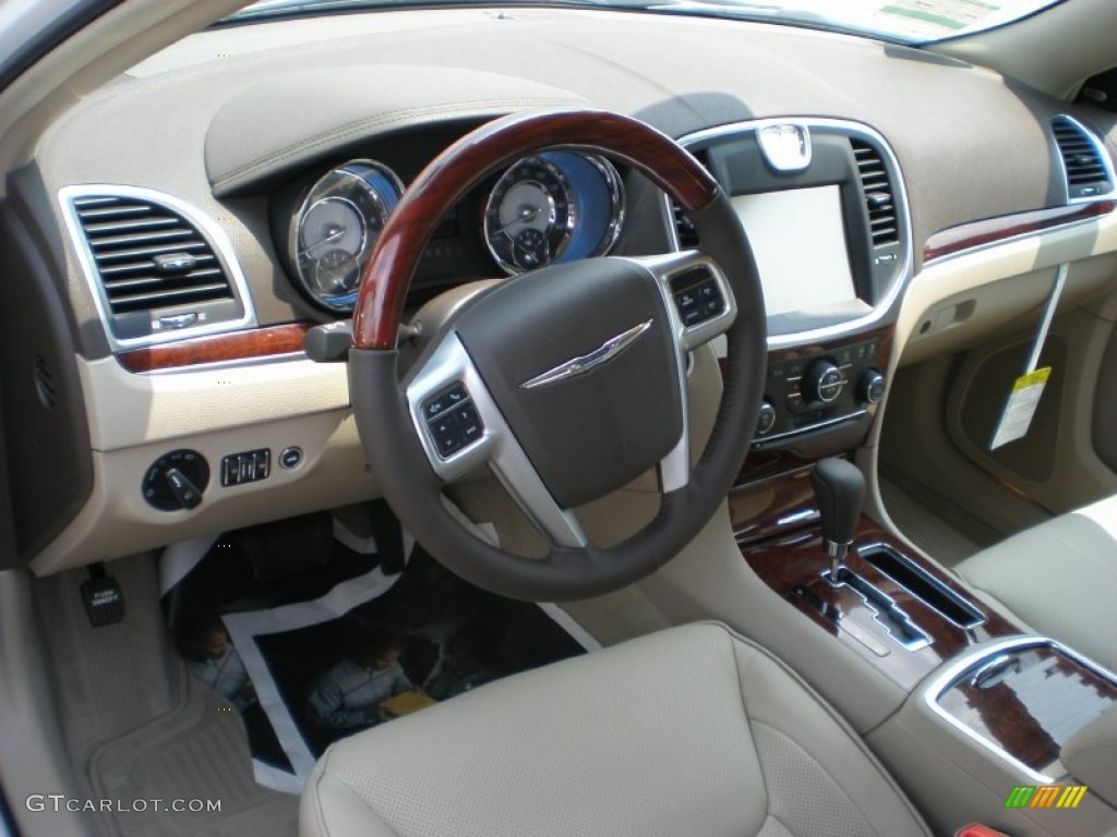 Dark Frost Beige/Light Frost Beige Interior 2011 Chrysler 300 C Hemi Photo #50003902
