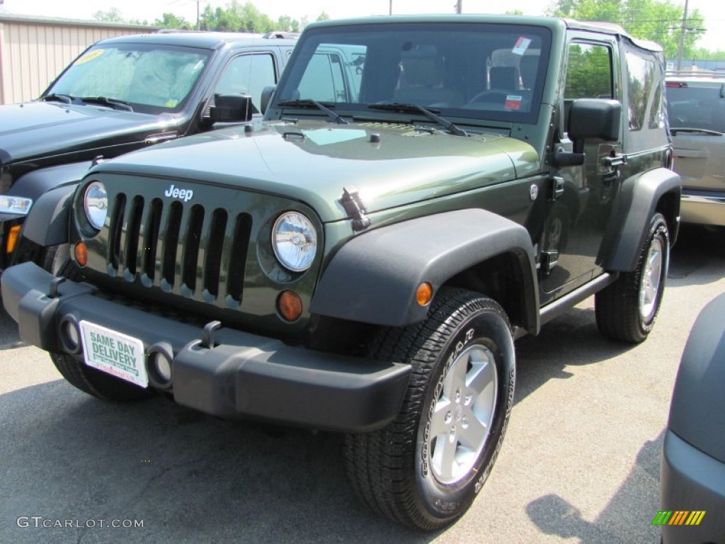 2009 Wrangler X 4x4 - Jeep Green Metallic / Dark Slate Gray/Medium Slate Gray photo #1