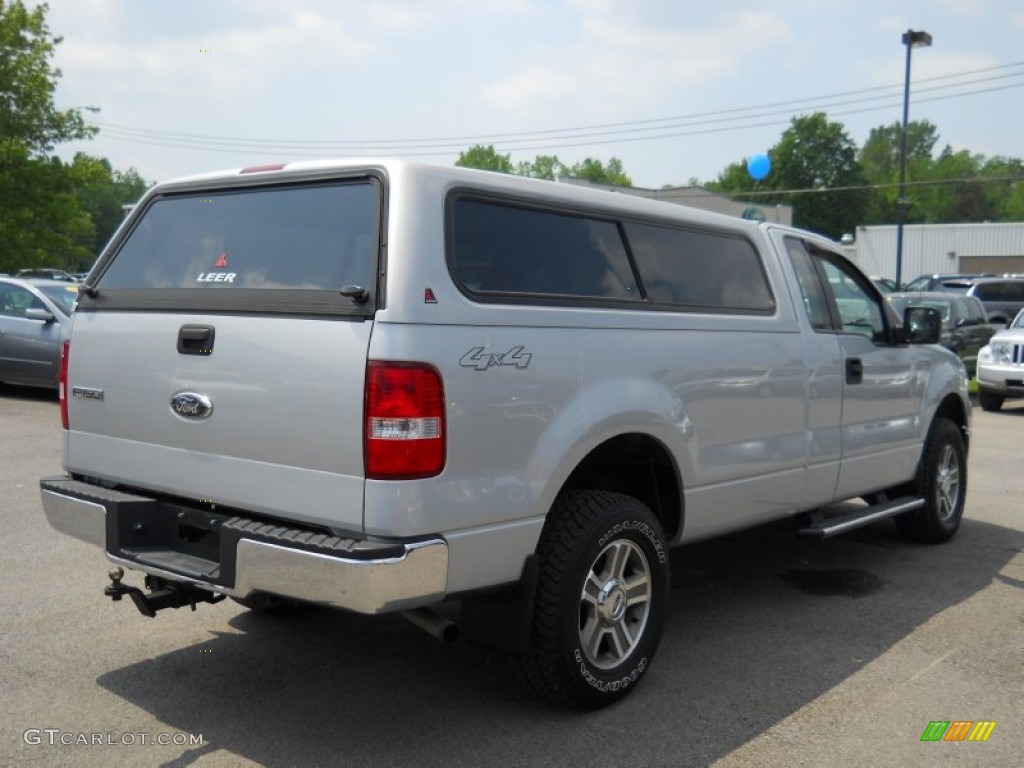 2006 F150 XLT Regular Cab 4x4 - Silver Metallic / Medium Flint photo #2