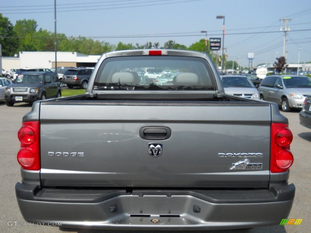 2010 Dakota Big Horn Crew Cab 4x4 - Mineral Gray Metallic / Dark Slate Gray/Medium Slate Gray photo #16