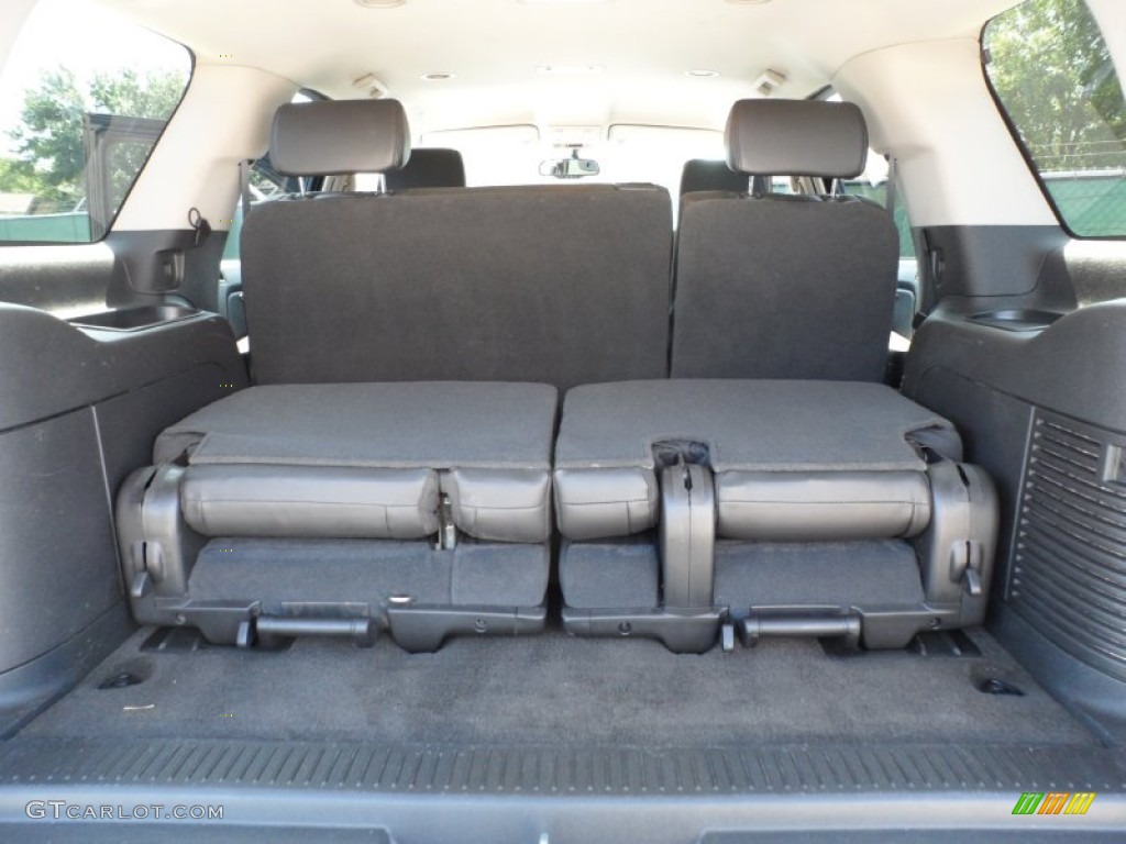 2007 Chevrolet Tahoe LT Trunk Photo #50011630