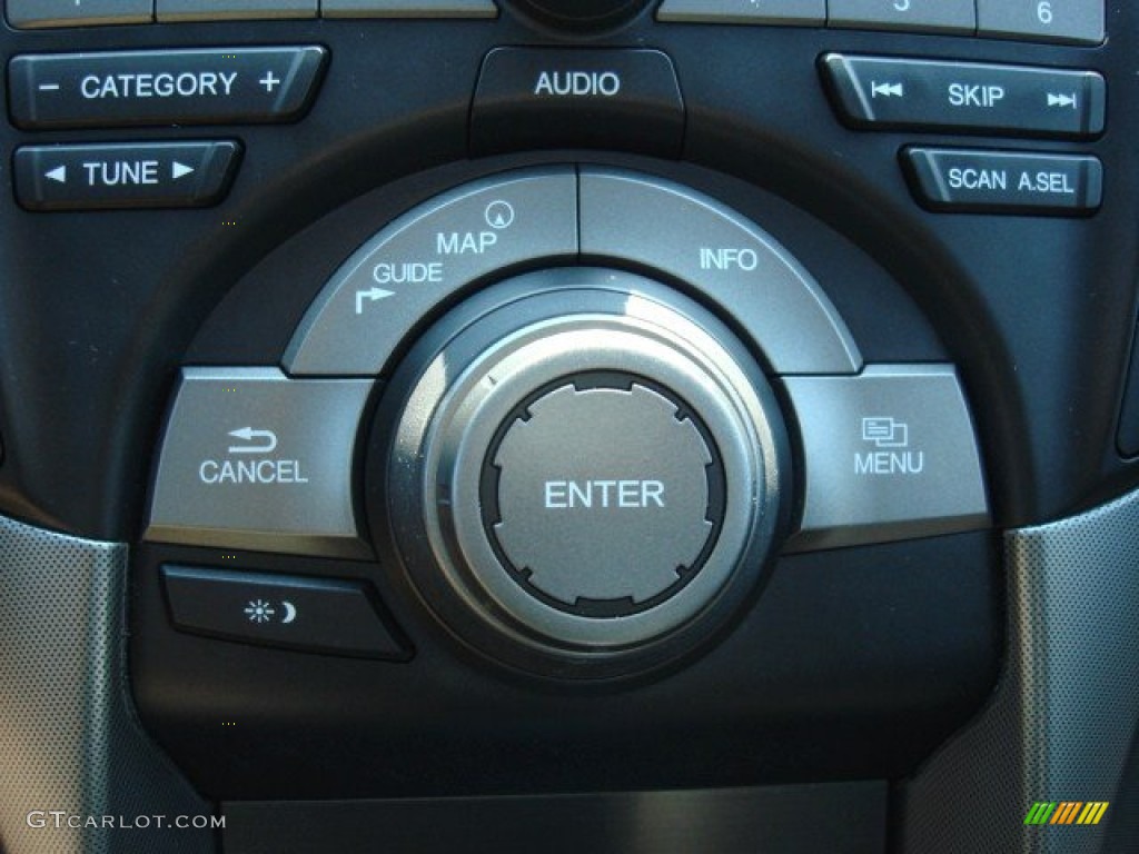 2010 Acura TL 3.5 Technology Controls Photo #50014903