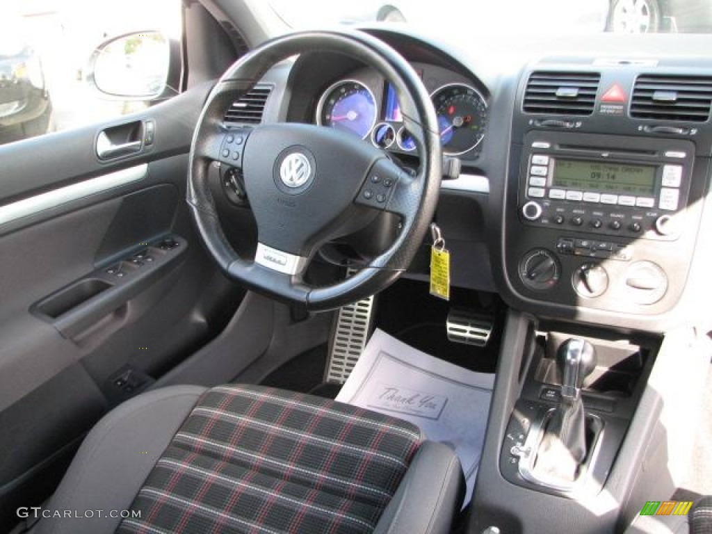 Interlagos Black Cloth Interior 2009 Volkswagen GTI 4 Door Photo #50015005