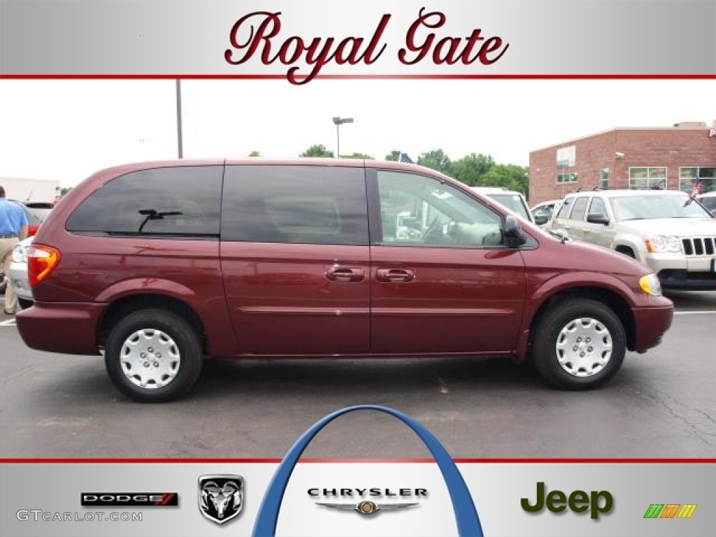 Deep Molten Red Pearl Chrysler Town & Country