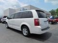 Stone White - Grand Caravan SXT Photo No. 5