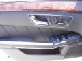 Black - E 550 Sedan Photo No. 6