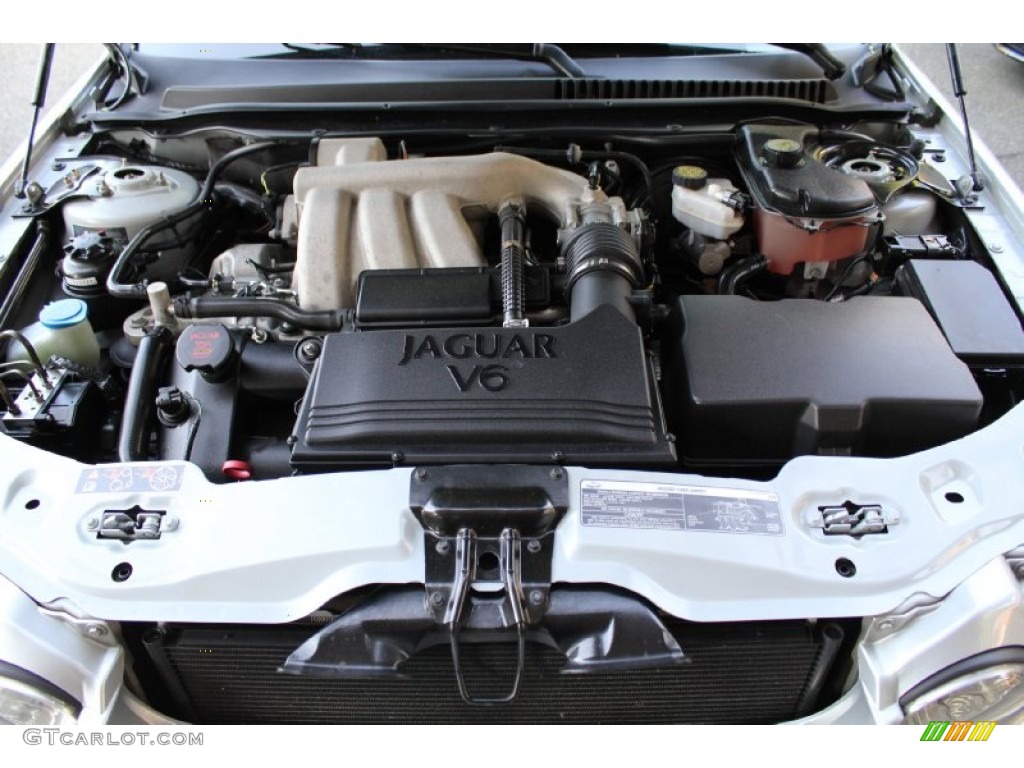 2006 Jaguar X-Type 3.0 Sport Wagon Engine Photos