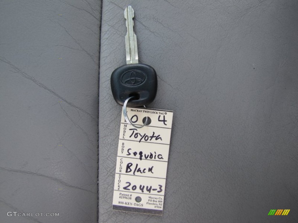 2004 Sequoia Limited 4x4 - Black / Oak photo #40