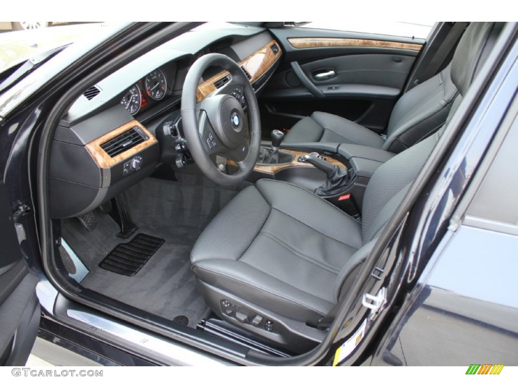 Black Interior 2010 BMW 5 Series 550i Sedan Photo #50022856