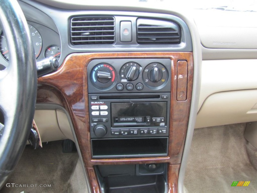 2000 Subaru Outback Limited Wagon Controls Photo #50023249