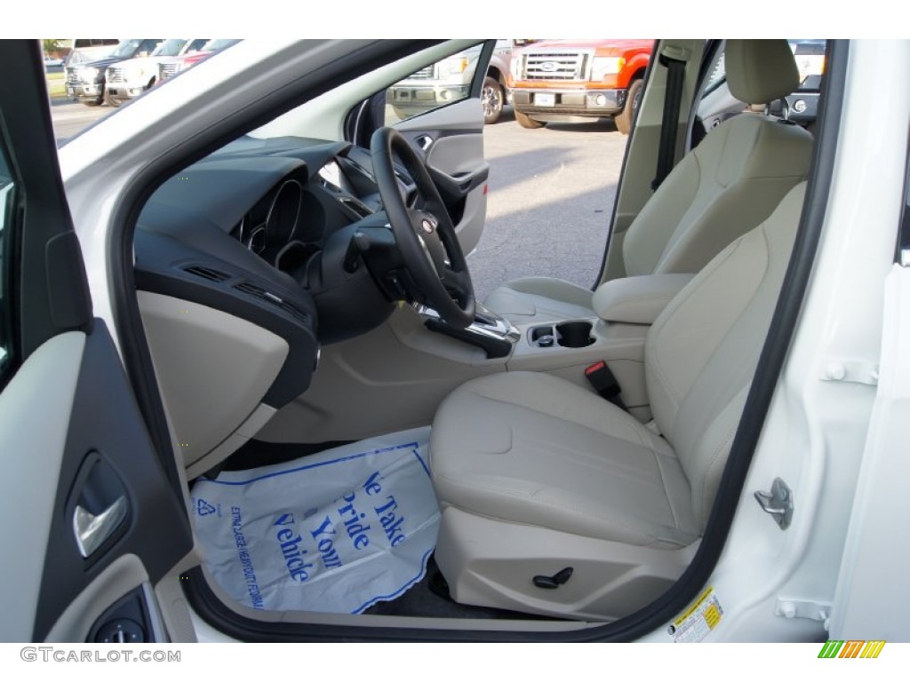 2012 Focus SEL Sedan - White Platinum Tricoat Metallic / Stone photo #9