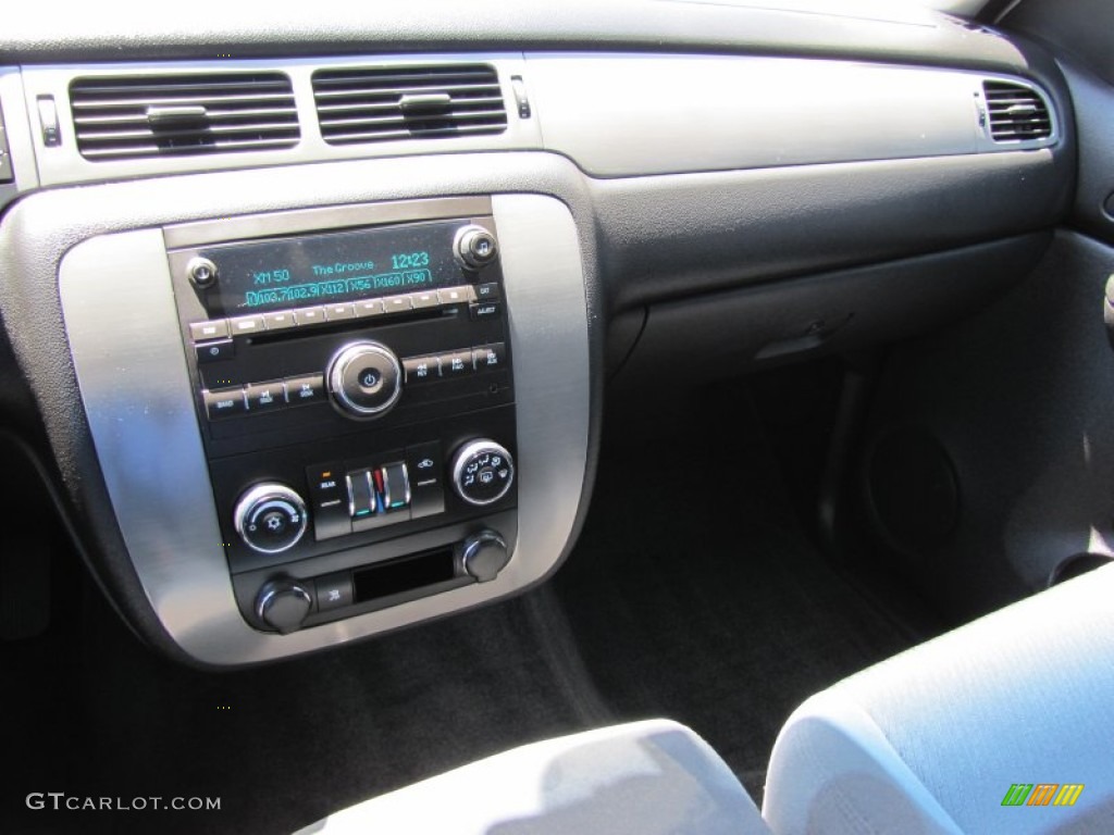 2009 Tahoe LS 4x4 - Summit White / Ebony photo #14