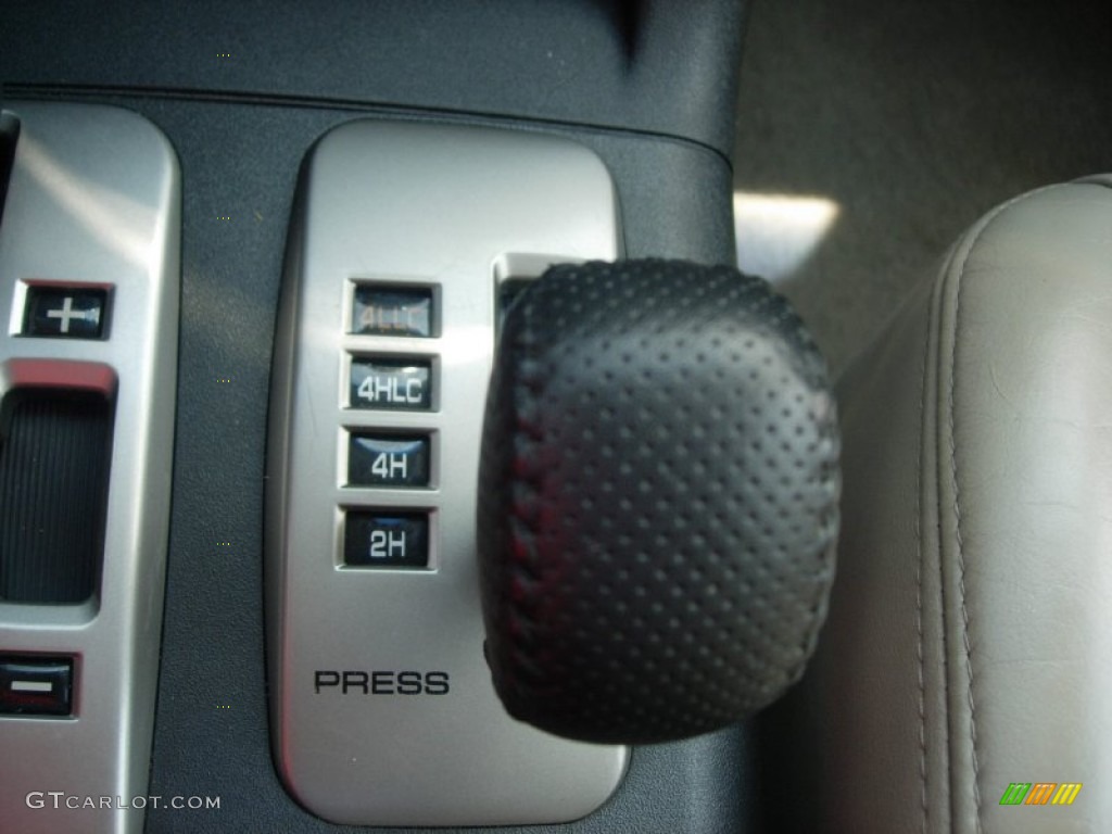 2003 Mitsubishi Montero Limited 4x4 5 Speed Automatic Transmission Photo #50027110