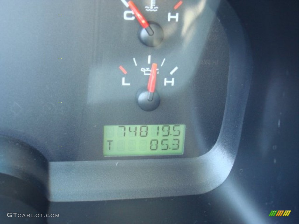 2005 F150 XLT SuperCab - Silver Metallic / Medium Flint Grey photo #14