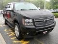 Black - Avalanche LTZ 4x4 Photo No. 4
