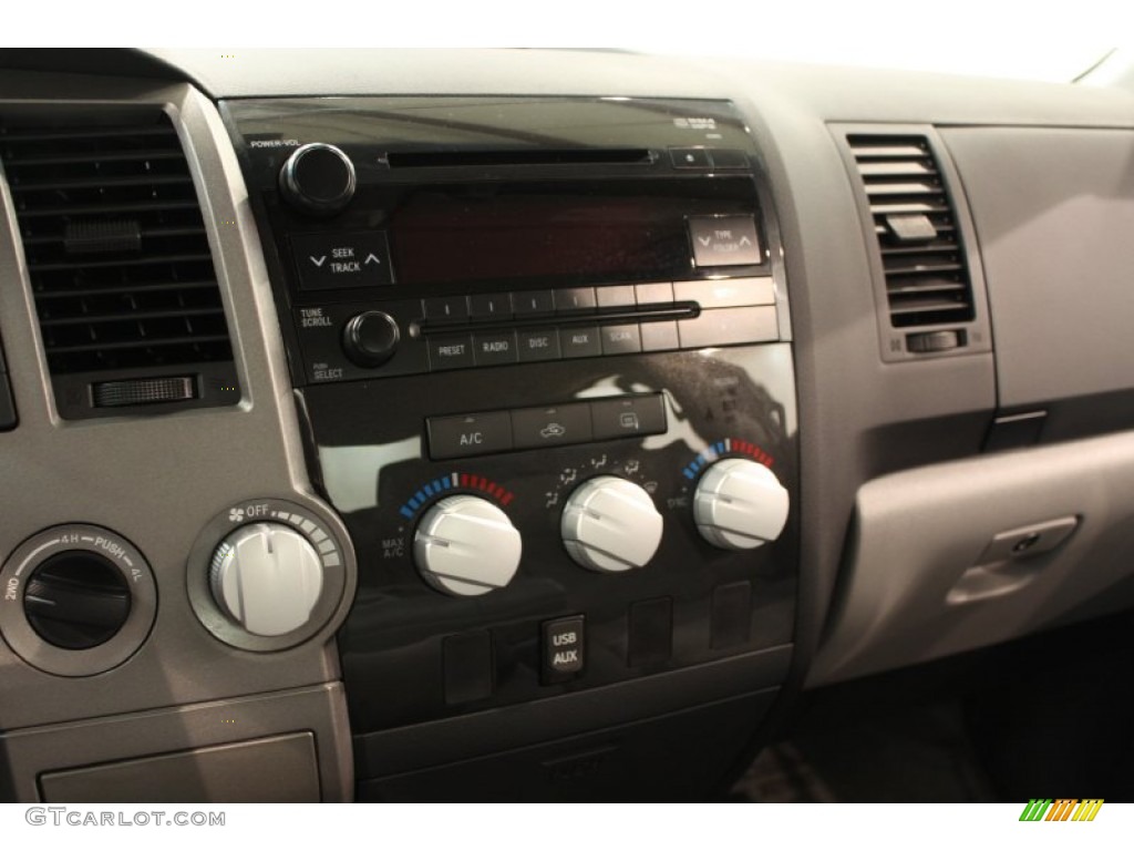 2010 Tundra Double Cab 4x4 - Super White / Graphite Gray photo #8