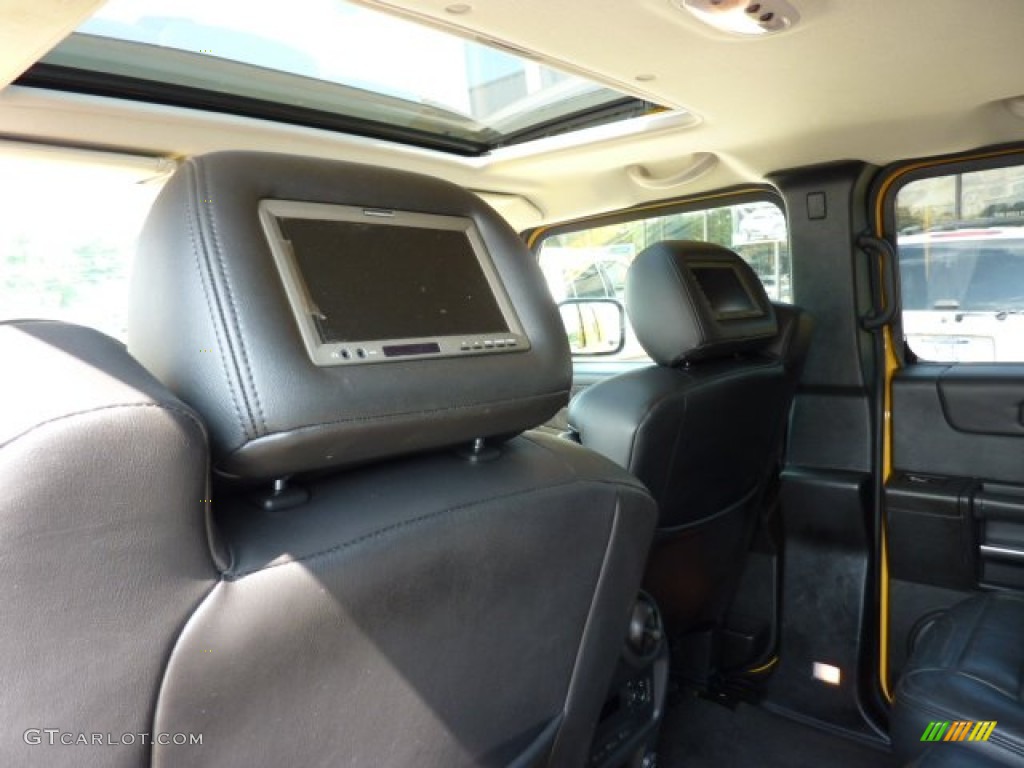 2006 H2 SUV - Yellow / Ebony photo #12