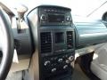 Stone White - Grand Caravan SE Photo No. 18