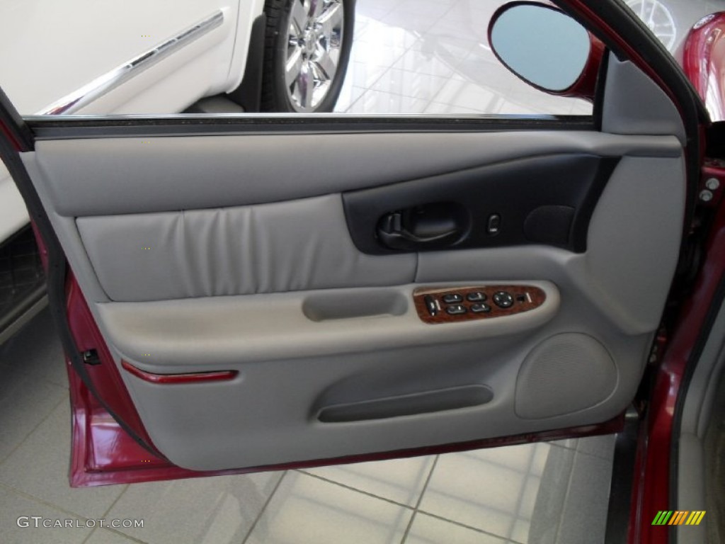 2003 Buick Regal GS Medium Gray Door Panel Photo #50035430
