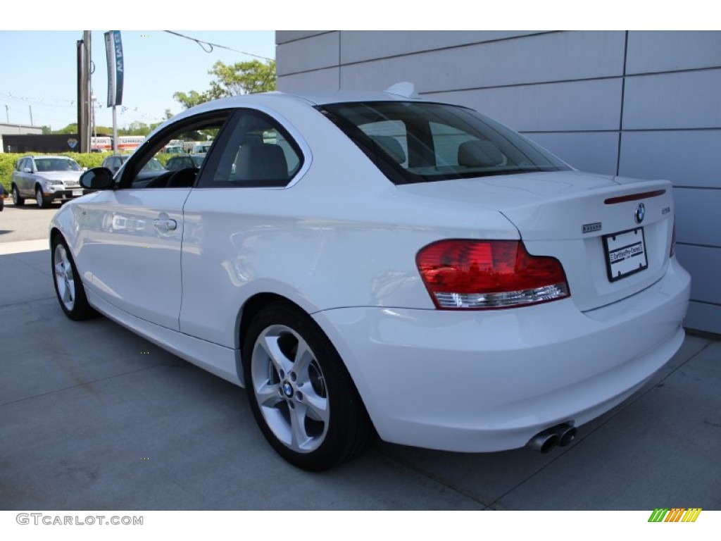 2009 1 Series 128i Coupe - Alpine White / Taupe photo #4