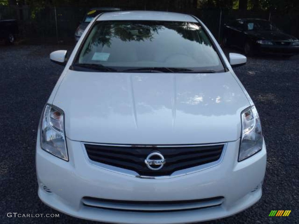 2011 Sentra 2.0 S - Aspen White / Beige photo #5